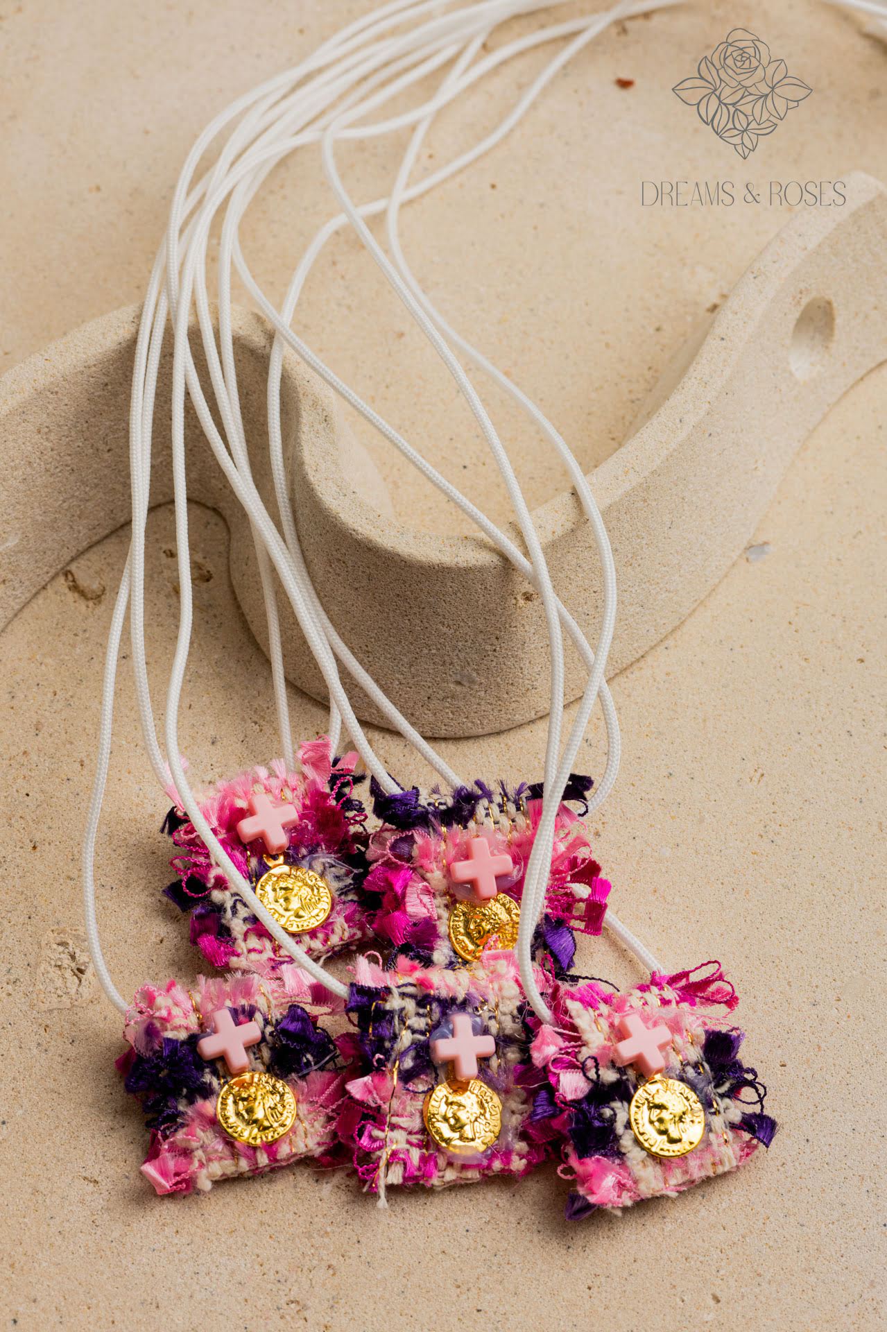 Μαρτυρικό κολίε K14 ροζ σταυρό 50τμχ