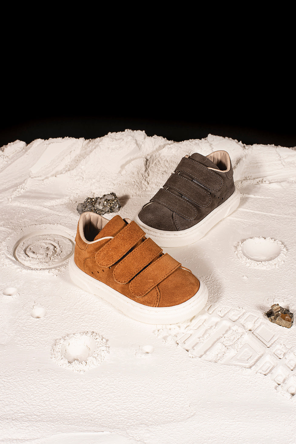 Babywalker Σνίκερ PB4254 γκρι σκούρο