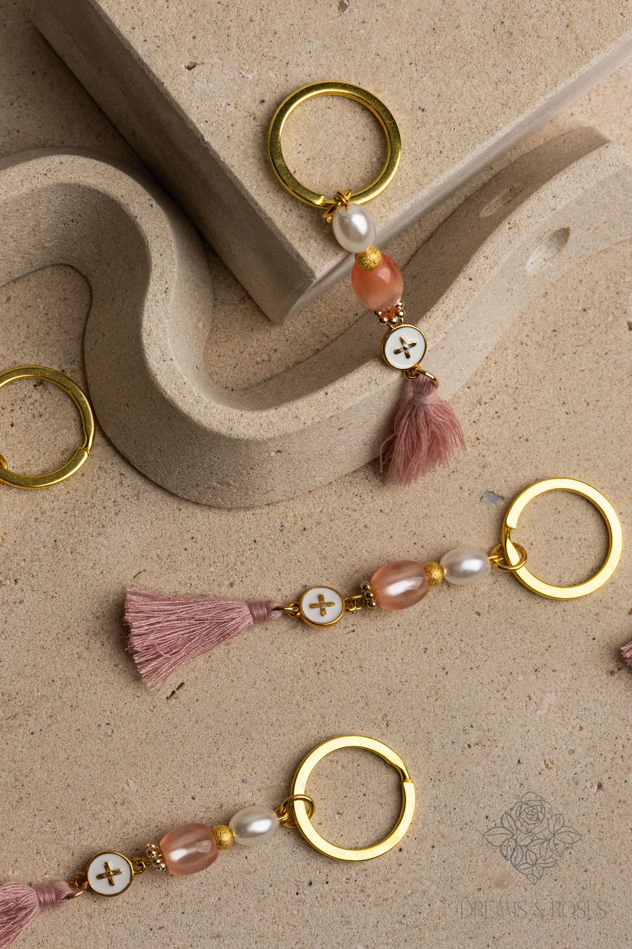 Μαρτυρικό μπρελόκ K57 με επίχρυσο σταυρό 24Κ 50τμχ