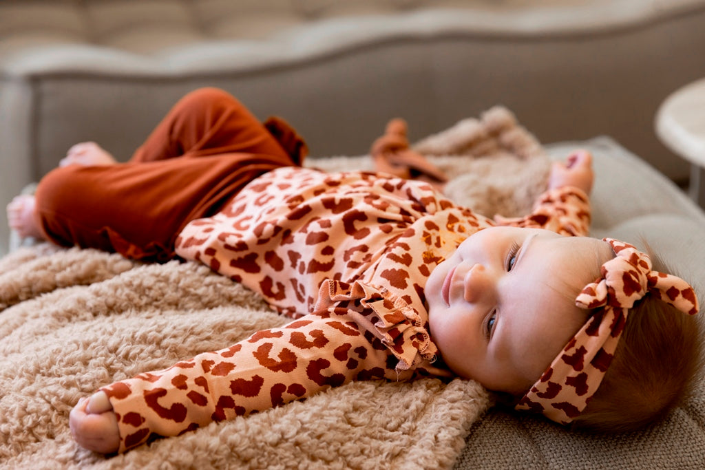 Σετ παντελονάκι - μπλουζάκι κόκκινο 3τμχ U44428-31