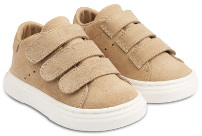 Monochrome Sneaker with Triple Barette Hats BW4254 Beige