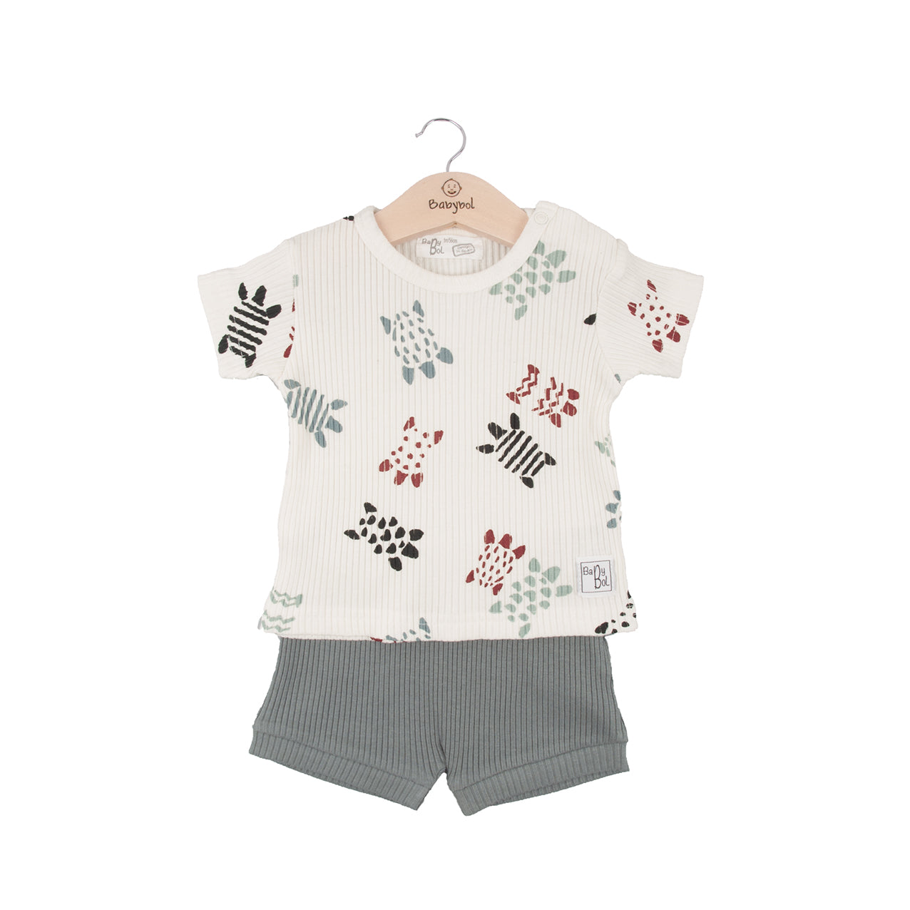 T-shirt shorts set 130898 white-green 2pcs